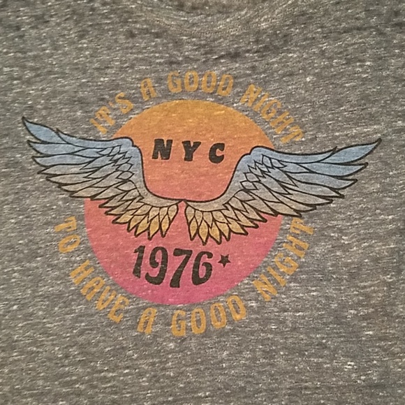 Express One Eleven 1970's Inspired Graphic T-Shirt - Picture 2 of 3